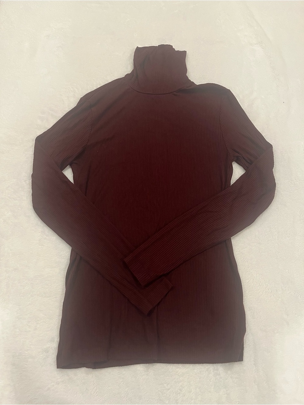 H&M Basics Ribbed Turtleneck Long Sleeve Burgundy Top - Size Small - Picture 1 of 7